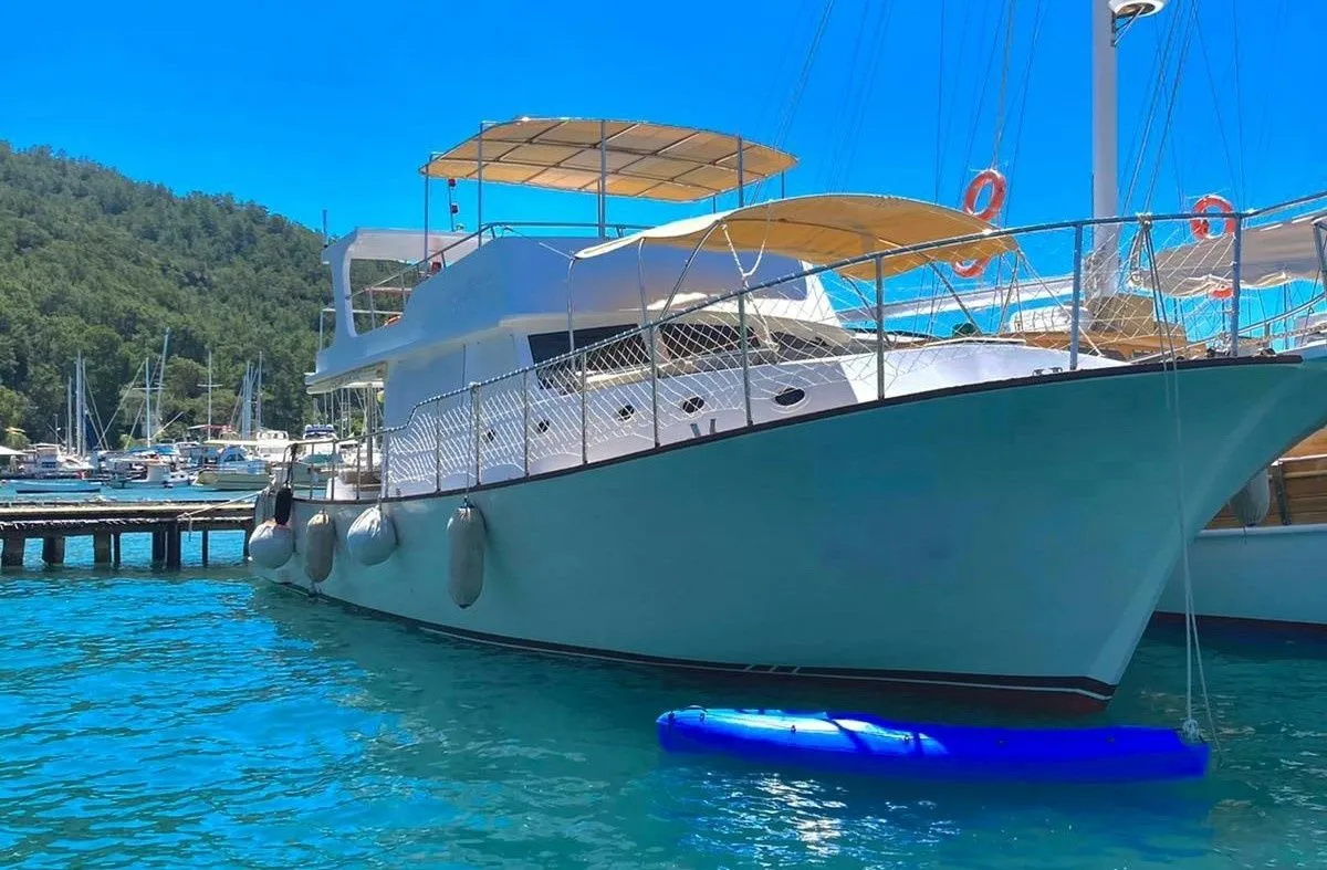 Göcek 16m Kiralık Motoryat - Fotoğraf 1