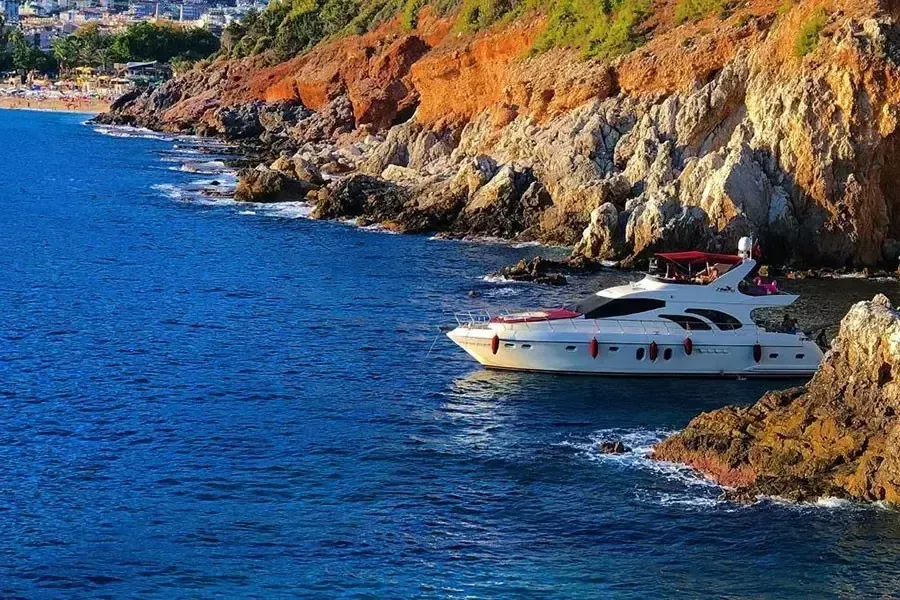 Explore Alanya on a 22m Rental Boat - Fotoğraf 4