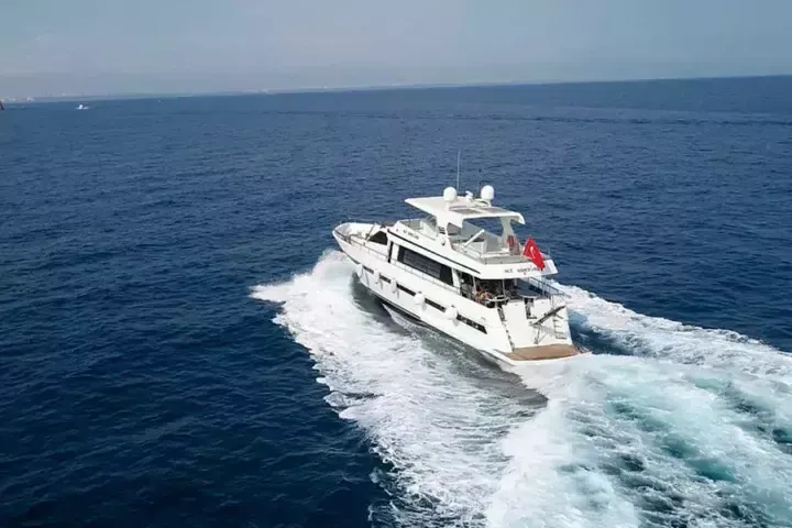 Antalya 28m Kiralık 6 Kabinli Motoryat - Fotoğraf 5