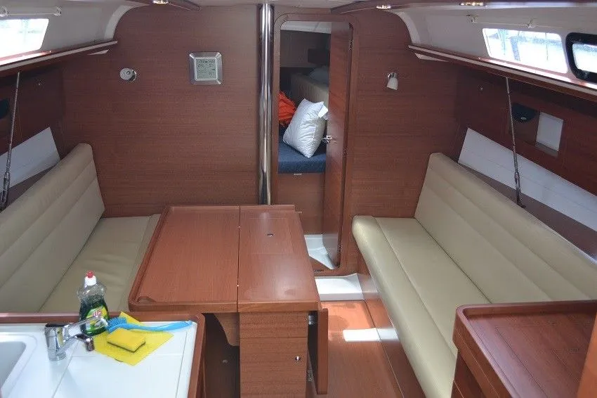 Marmaris 10.28m Kiralık Dufour 335 - Fotoğraf 5