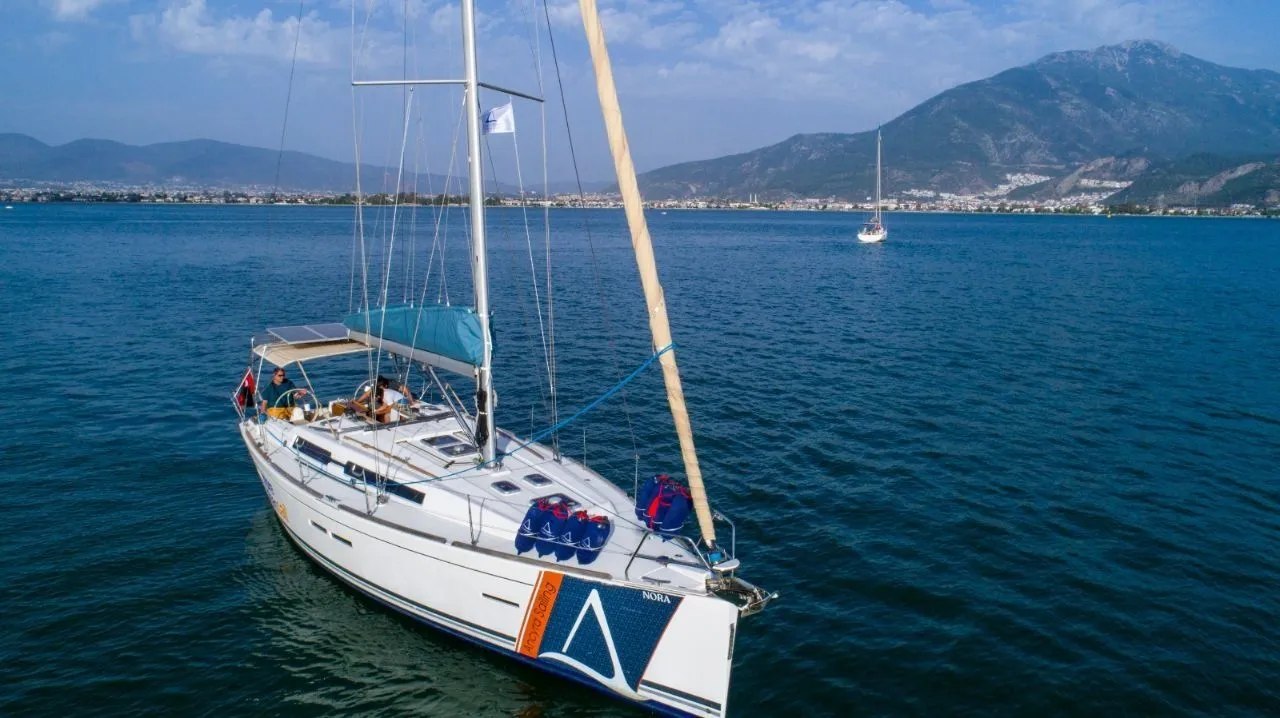 Explore Fethiye on a 12.17m Rental Sailing Yacht Dufour 405 - Fotoğraf 1