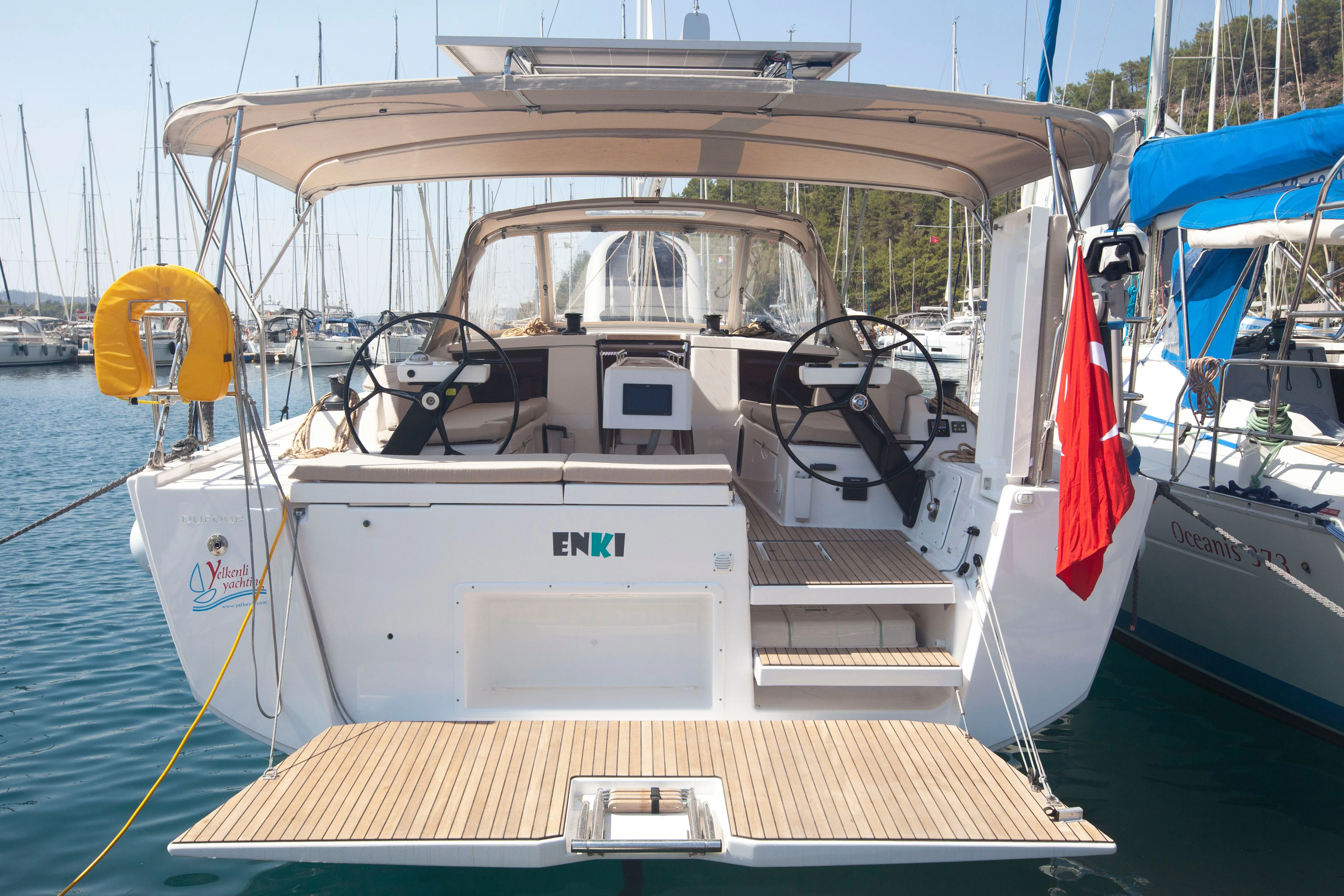 Rent a 13.24m Dufour 430 Sailing Yacht in Orhaniye - Fotoğraf 1