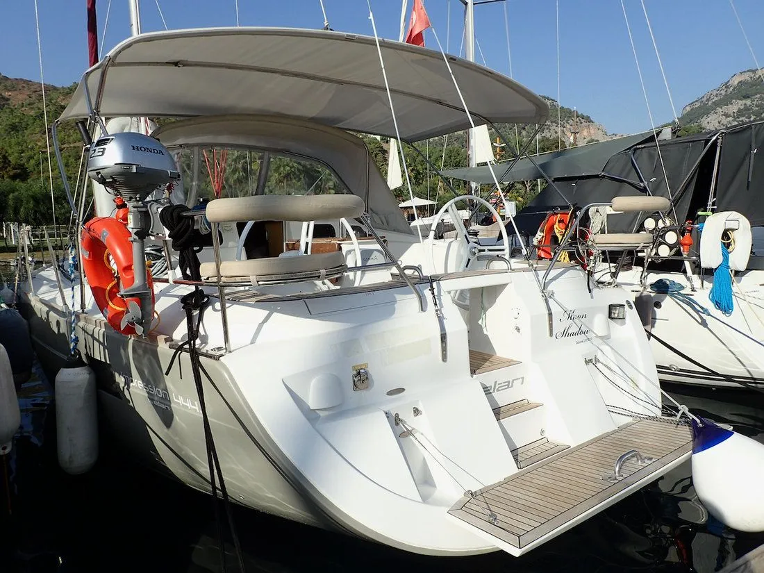 Charter a 13.85m Elan 444 Sailing Yacht in Göcek - Fotoğraf 2