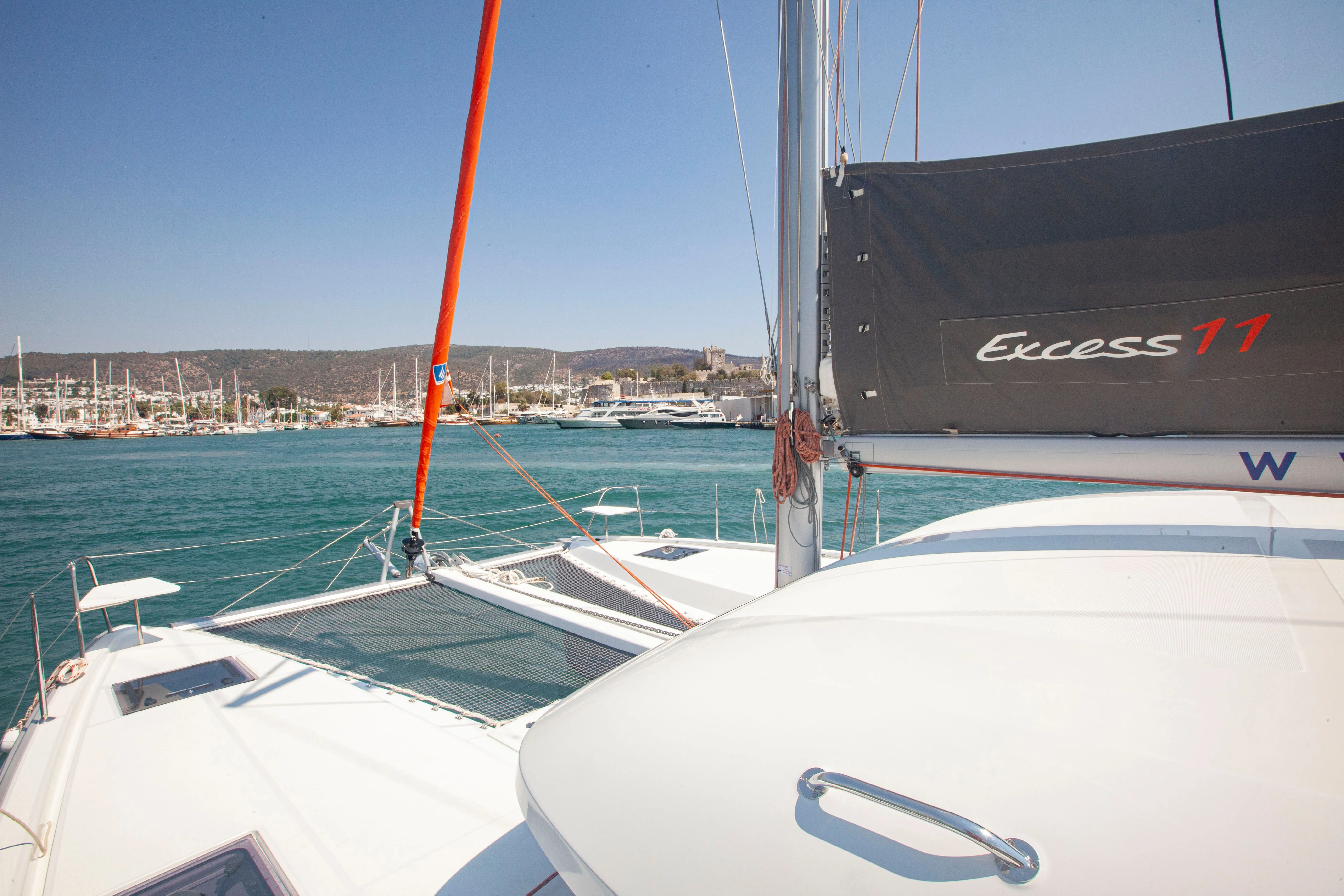 Rent a 11.33m 5 Cabin Catamaran in Fethiye - Fotoğraf 3
