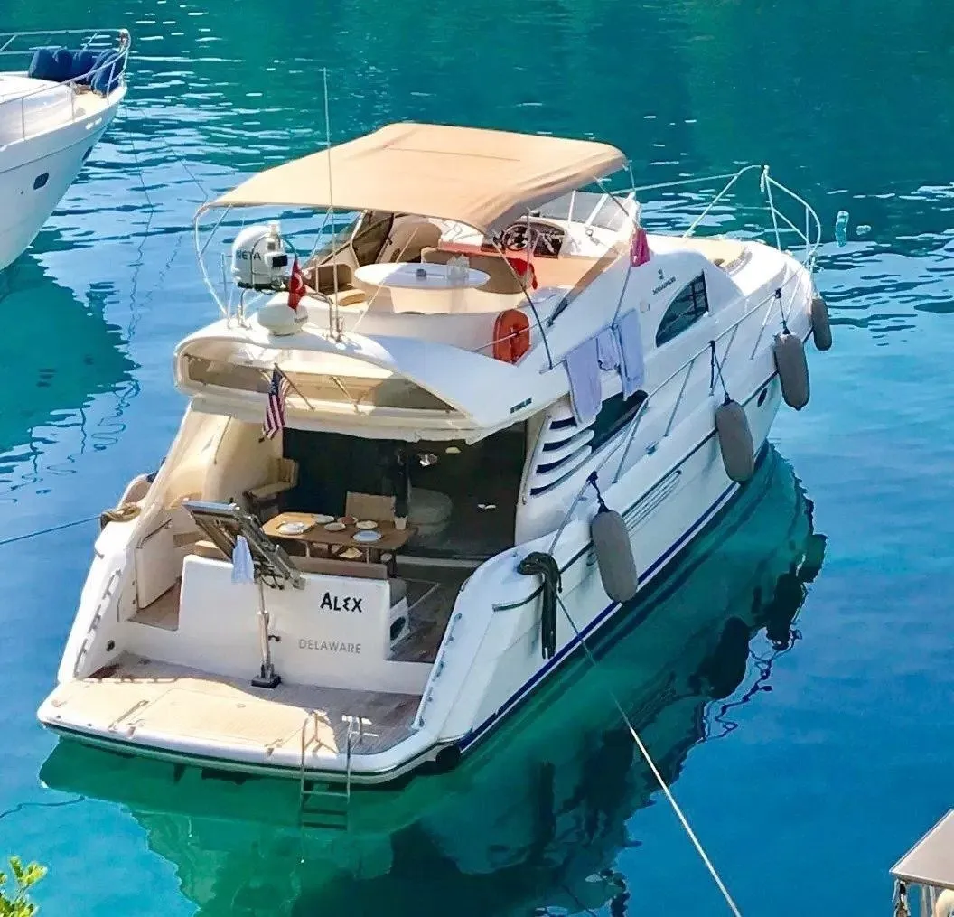 Göcek 19m Kiralık Motoryat Fairline Squadron 58 - Fotoğraf 3