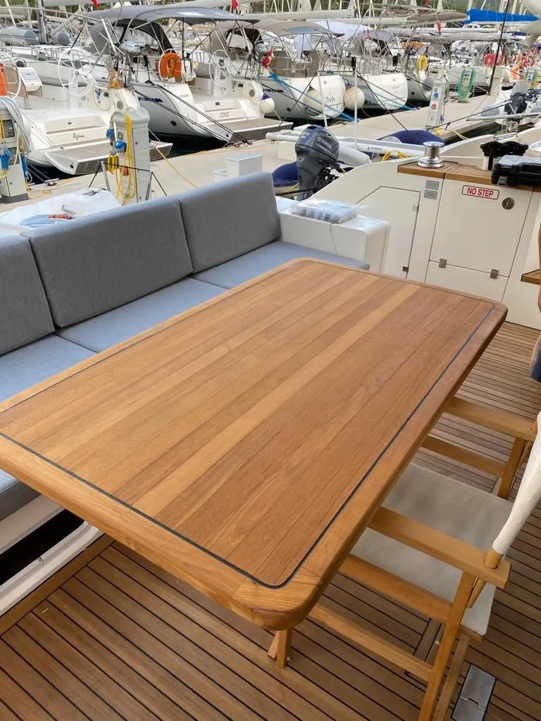 Göcek Kiralık 3 Kabinli 18m Motoryat - Fotoğraf 5