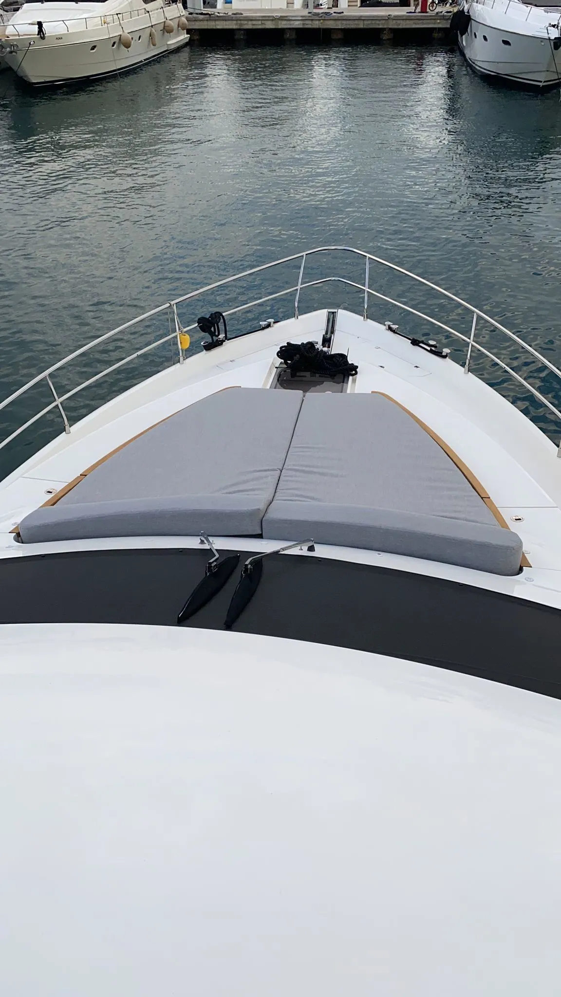 Göcek Kiralık 3 Kabinli 18m Motoryat - Fotoğraf 3