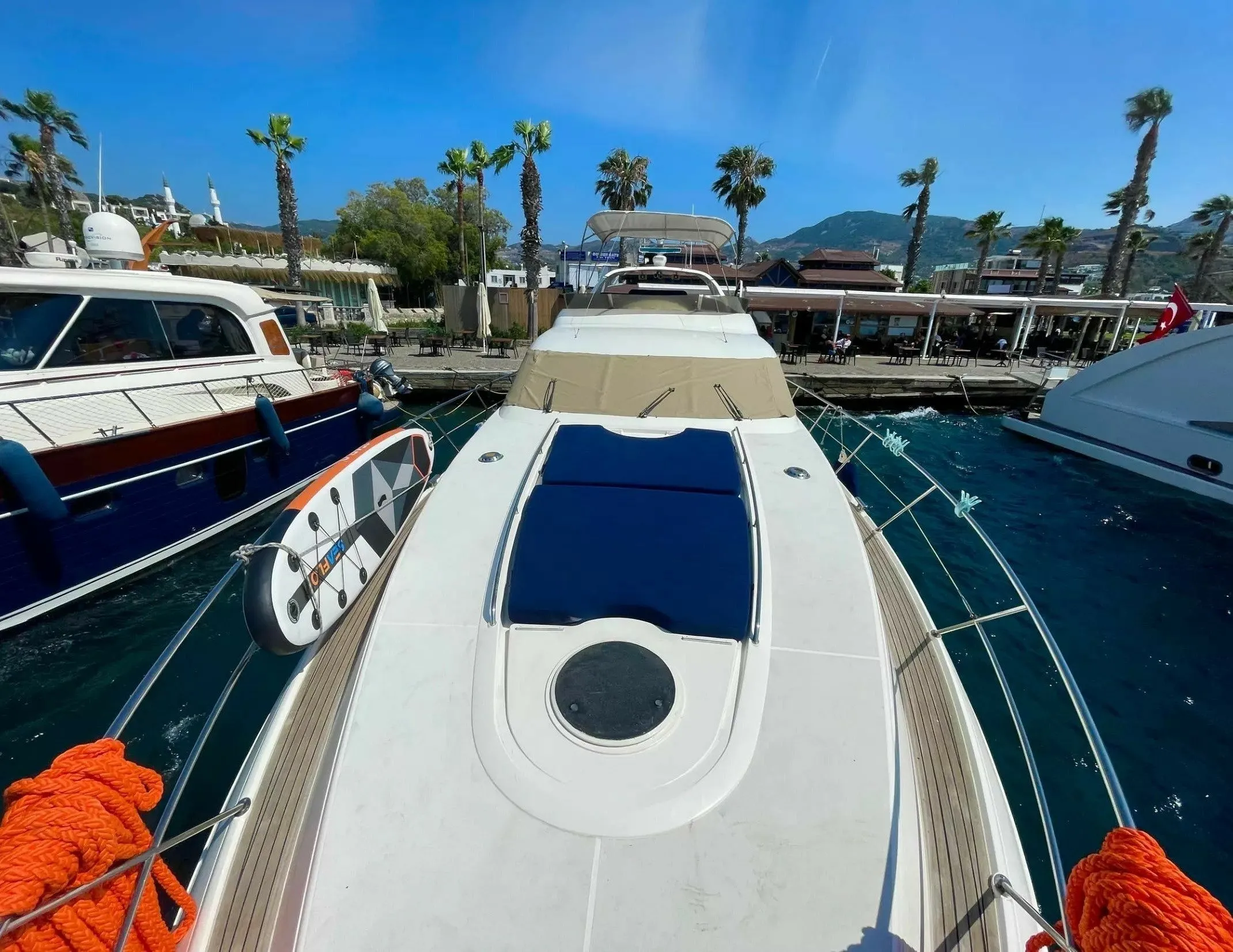 Explore Yalikavak on a 17m Rental Boat - Fotoğraf 3