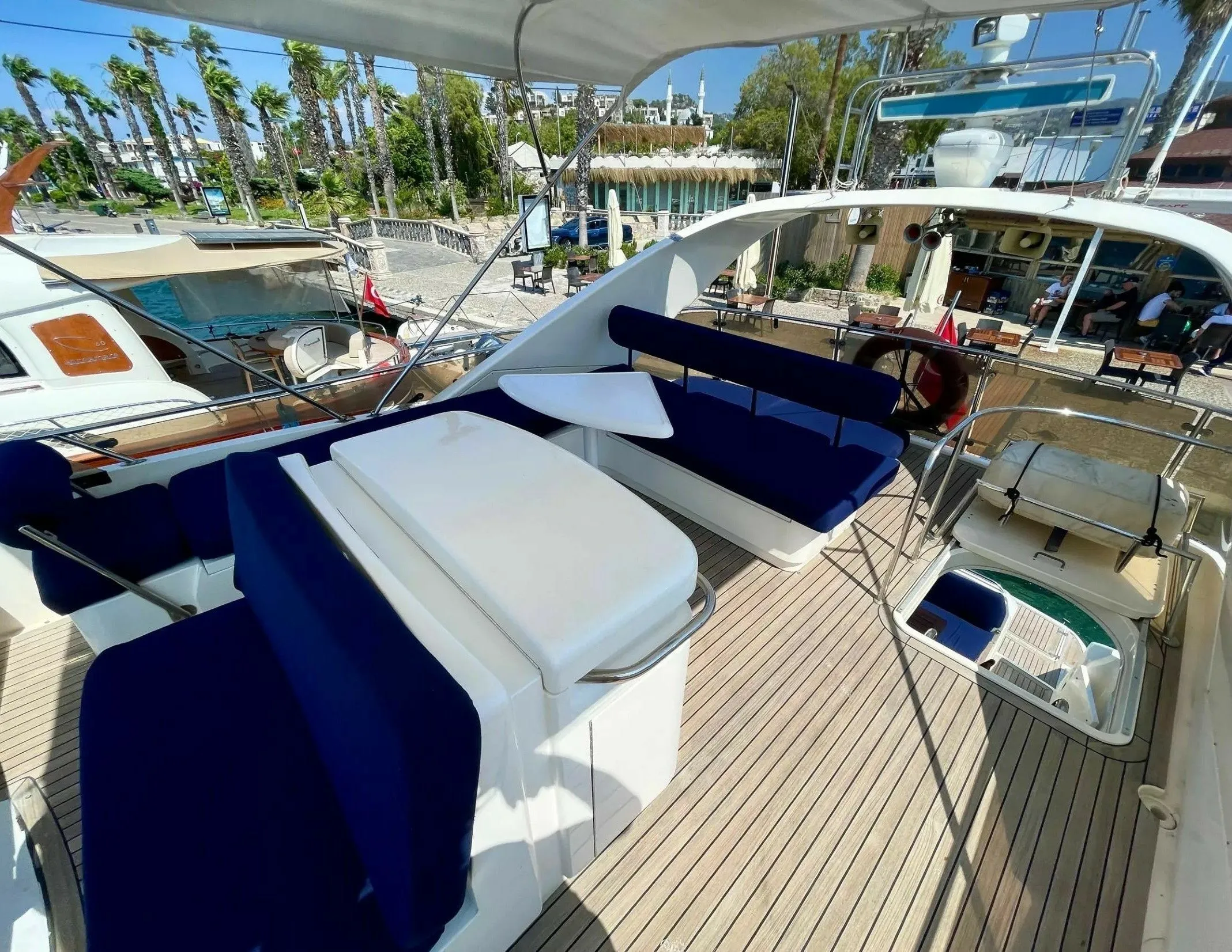 Explore Yalikavak on a 17m Rental Boat - Fotoğraf 5
