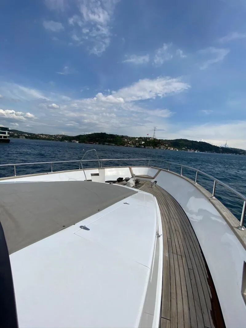 Explore Göcek on a 26m Rental Falcon 85S - Fotoğraf 5