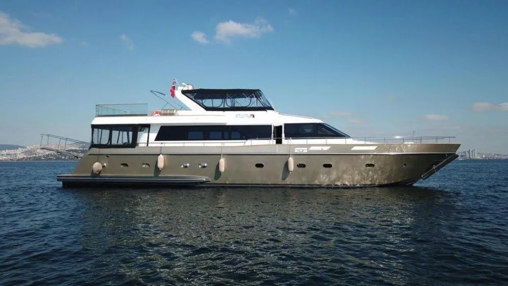 Explore Göcek on a 26m Rental Falcon 85S - Fotoğraf 2