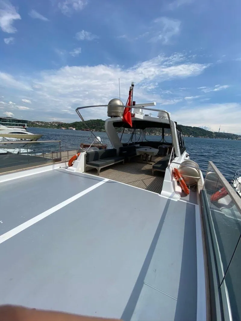 Explore Göcek on a 26m Rental Falcon 85S - Fotoğraf 4