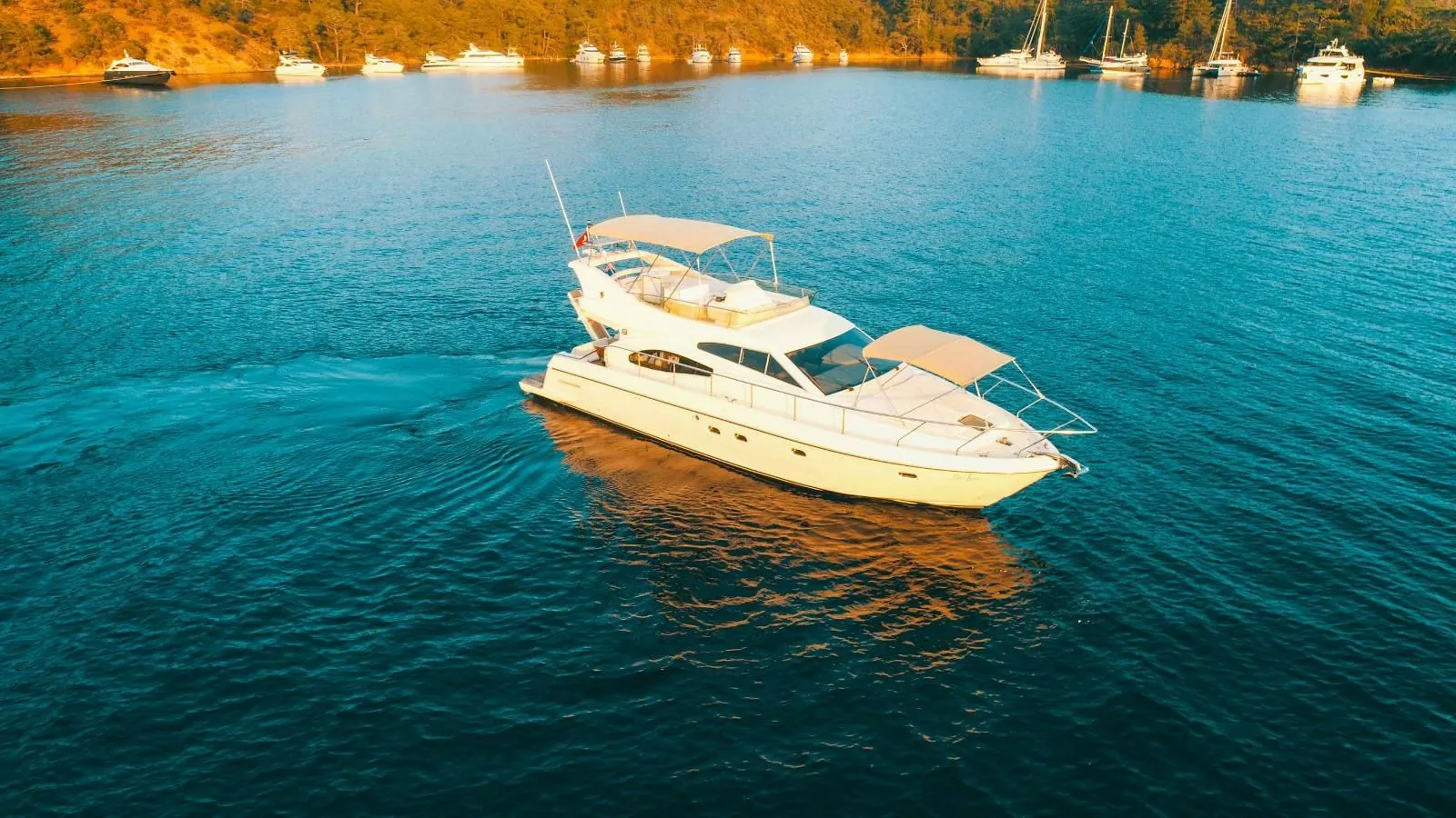 Исследуйте Гёчек на арендованной моторная яхта Ferretti 480 длиной 14.8м - Fotoğraf 5