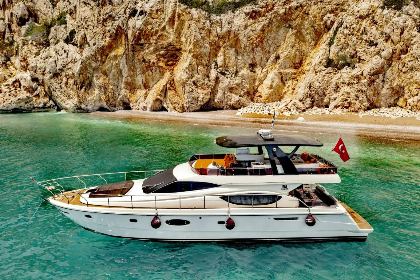 Mega Ladon 550: Konfor ve Macera Antalya'da - Fotoğraf 4