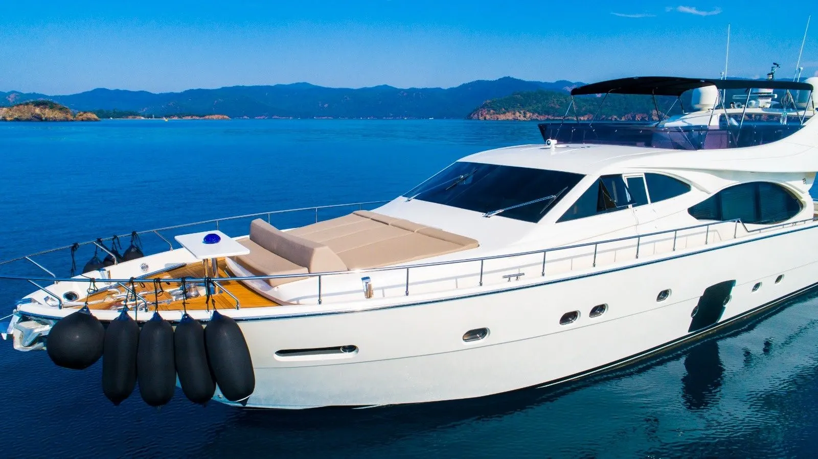 Взять в чартер 24м Ferretti 780 в Гёчек - Fotoğraf 3