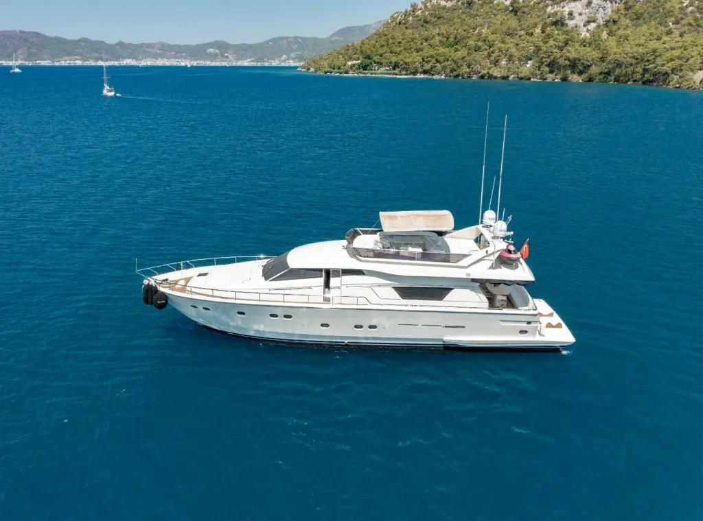 Исследуйте Гёчек на арендованном Ferretti 80 длиной 24м - Fotoğraf 1