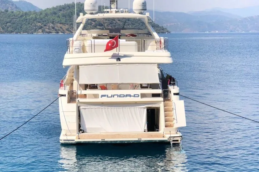 Rent a 29.7m 5 Cabin Motor Yacht in Bodrum - Fotoğraf 4