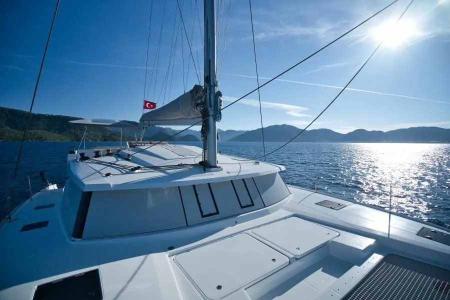 Charter a 12.58m Catamaran in Marmaris - Fotoğraf 4