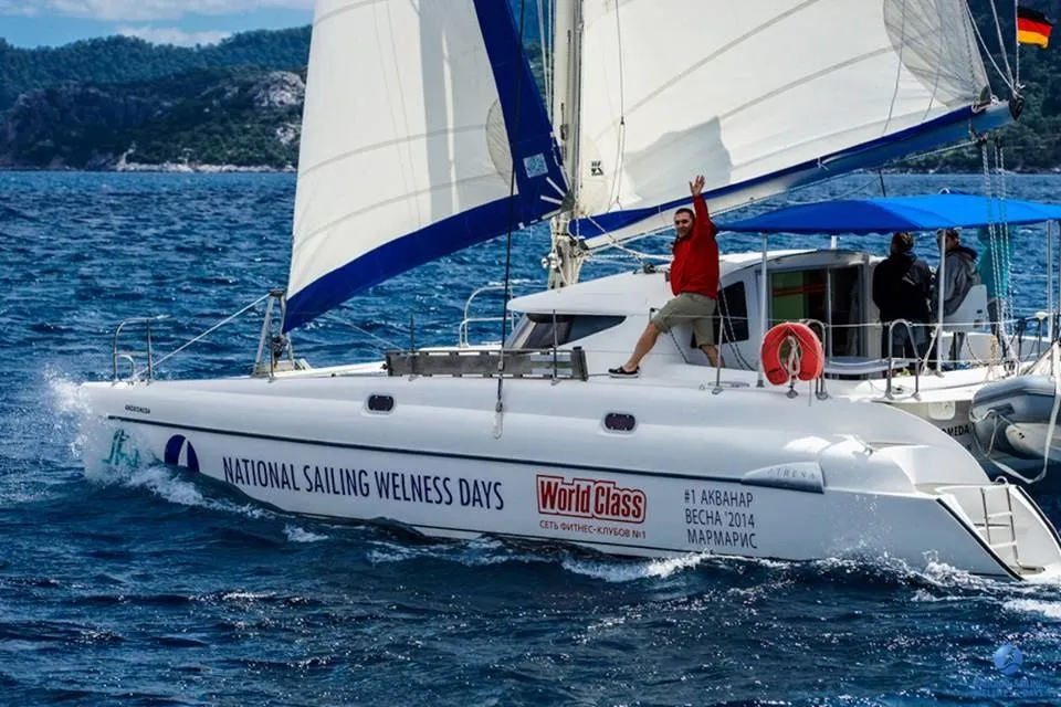 Исследуйте Мармарис на арендованном катамаран Fountaine Pajot Athena 38 длиной 11.6м - Fotoğraf 3
