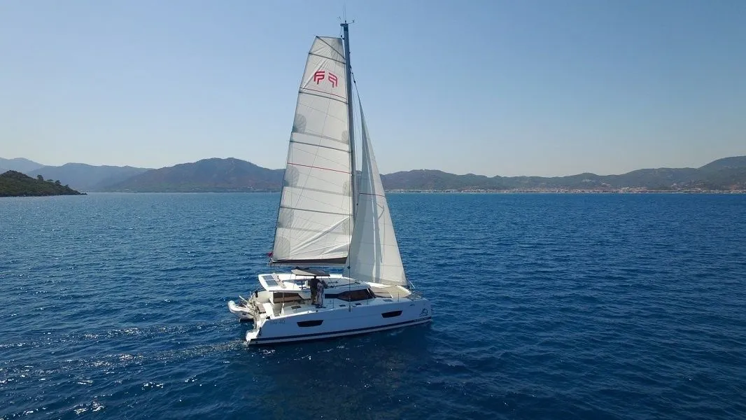 Marmaris Kiralık Fountaine Pajot Isla 40 11.73m Katamaran - Fotoğraf 4