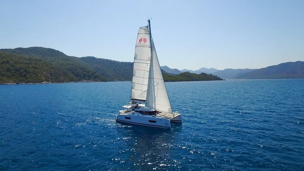Marmaris Kiralık Fountaine Pajot Isla 40 11.73m Katamaran - Fotoğraf 5