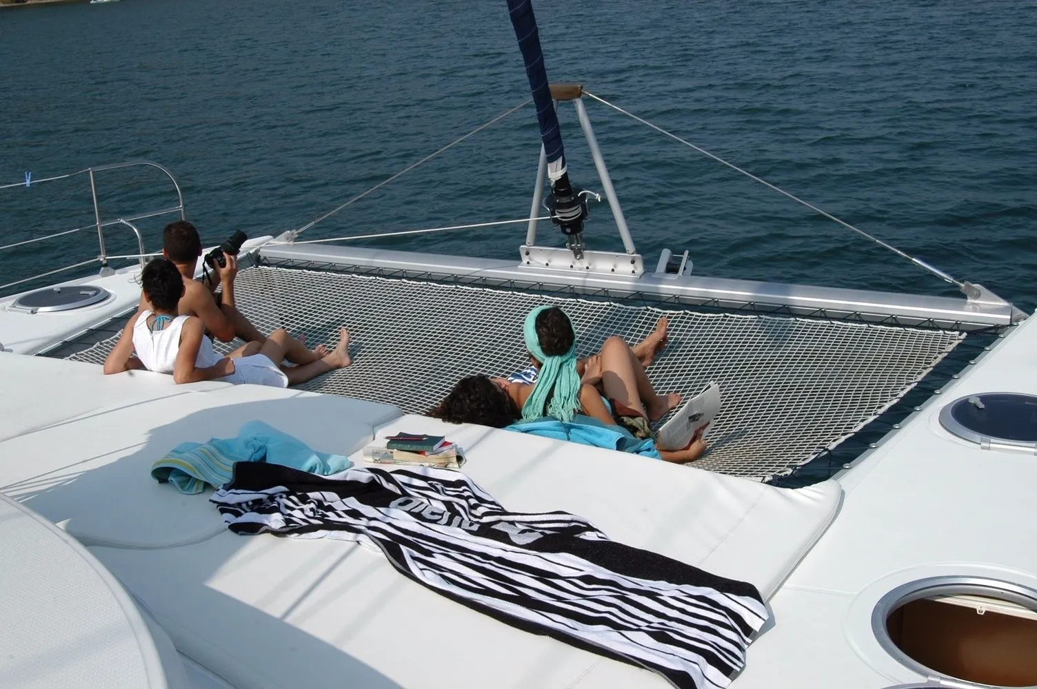 Göcek Kiralık Fountaine Pajot Lavezzi 40 11.9m - Fotoğraf 2