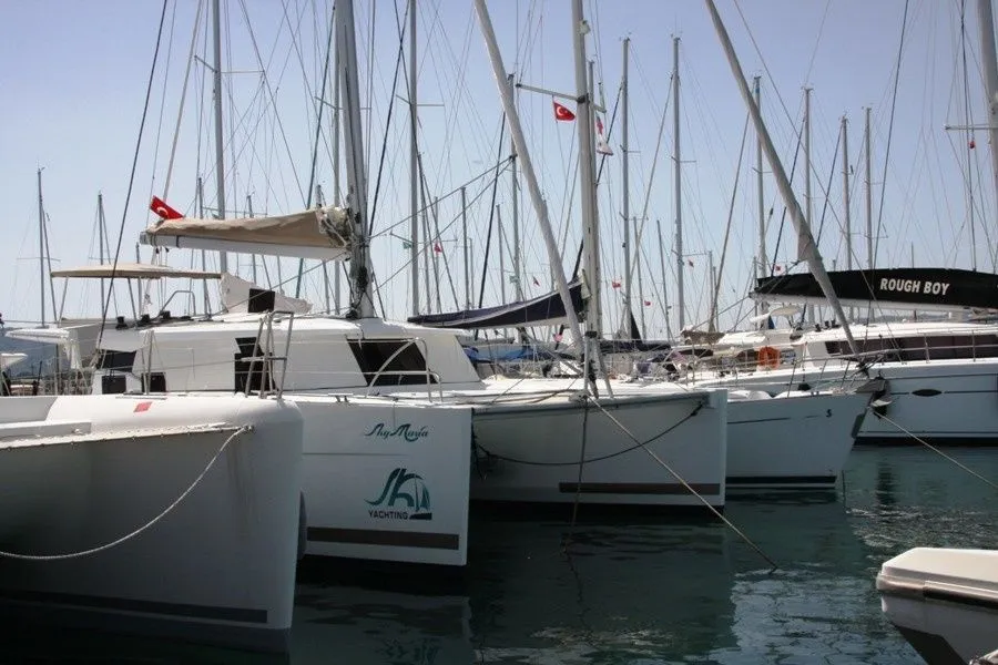 Rent a 11.73m Catamaran Fountaine Pajot Lucia 40 in Marmaris - Fotoğraf 5