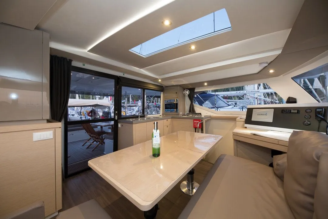 Göcek Kiralık Fountaine Pajot Lucia 40 11.73m  - Fotoğraf 5