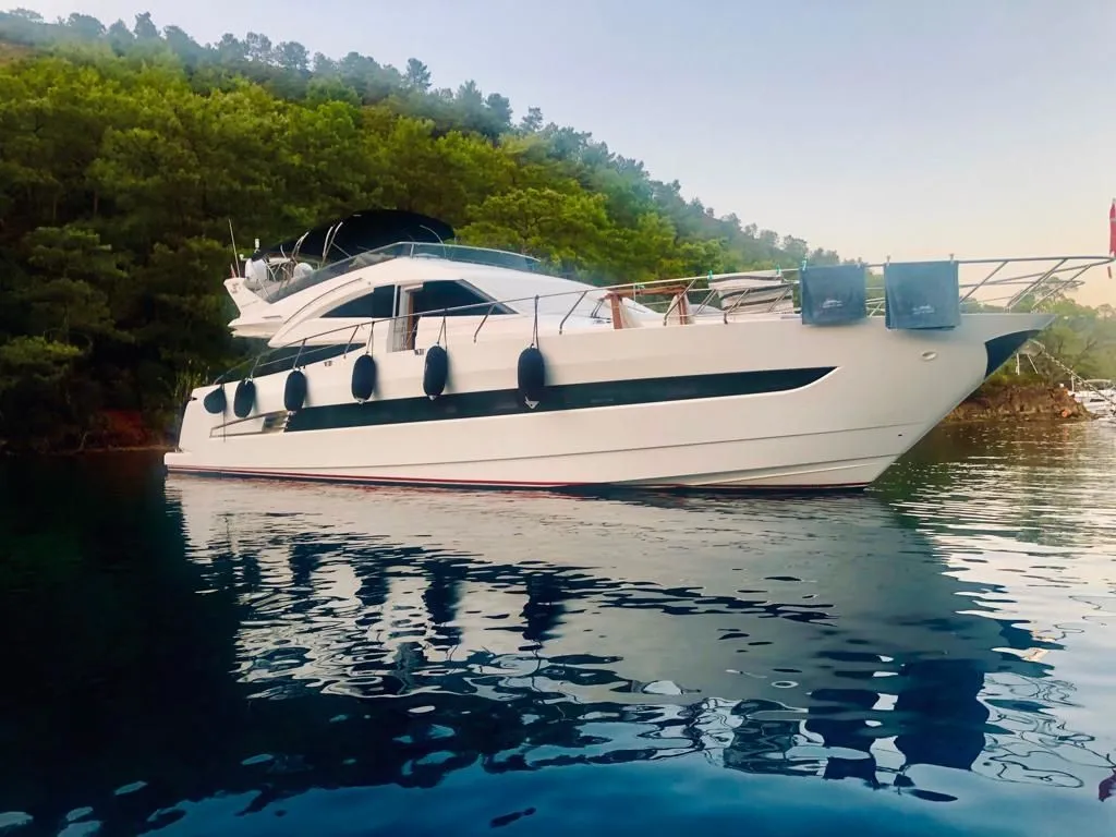 Göcek 23m Kiralık Galeon 640 Fly - Fotoğraf 2