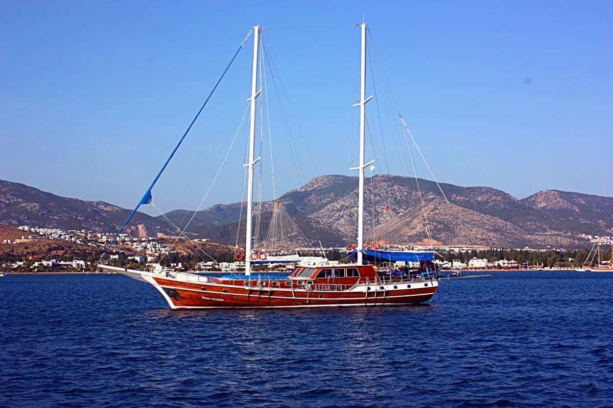 Bodrum Kiralık 8 Kabinli 31.4m Gulet - Fotoğraf 4