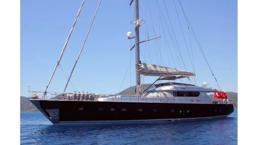 Explore Bodrum on a 32m Rental Boat - Fotoğraf 1