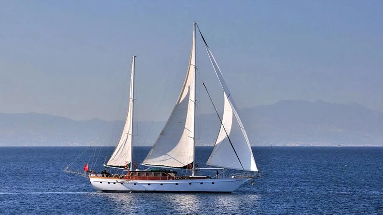 Bodrum Kiralık 33m Tekne - Fotoğraf 2