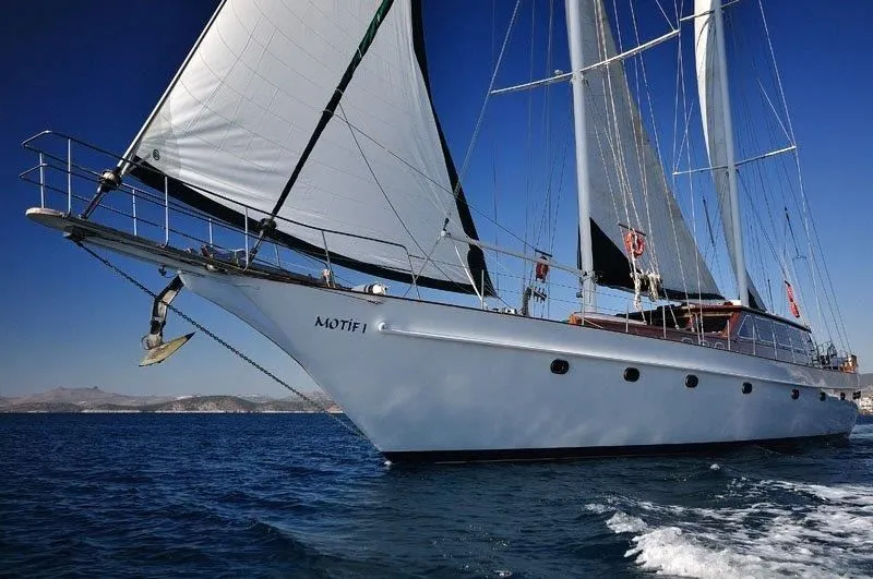 Bodrum Kiralık 33m Tekne - Fotoğraf 4