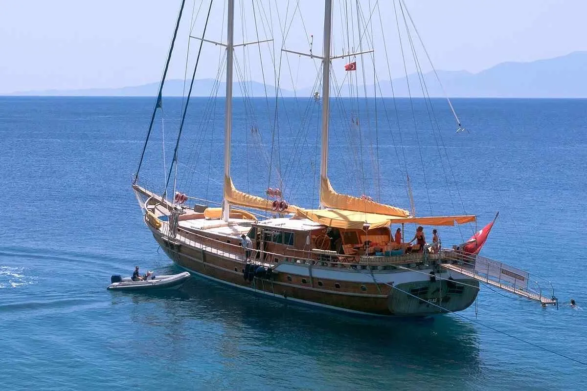 Bodrum 34m Kiralık 8 Kabinli Gulet - Fotoğraf 5