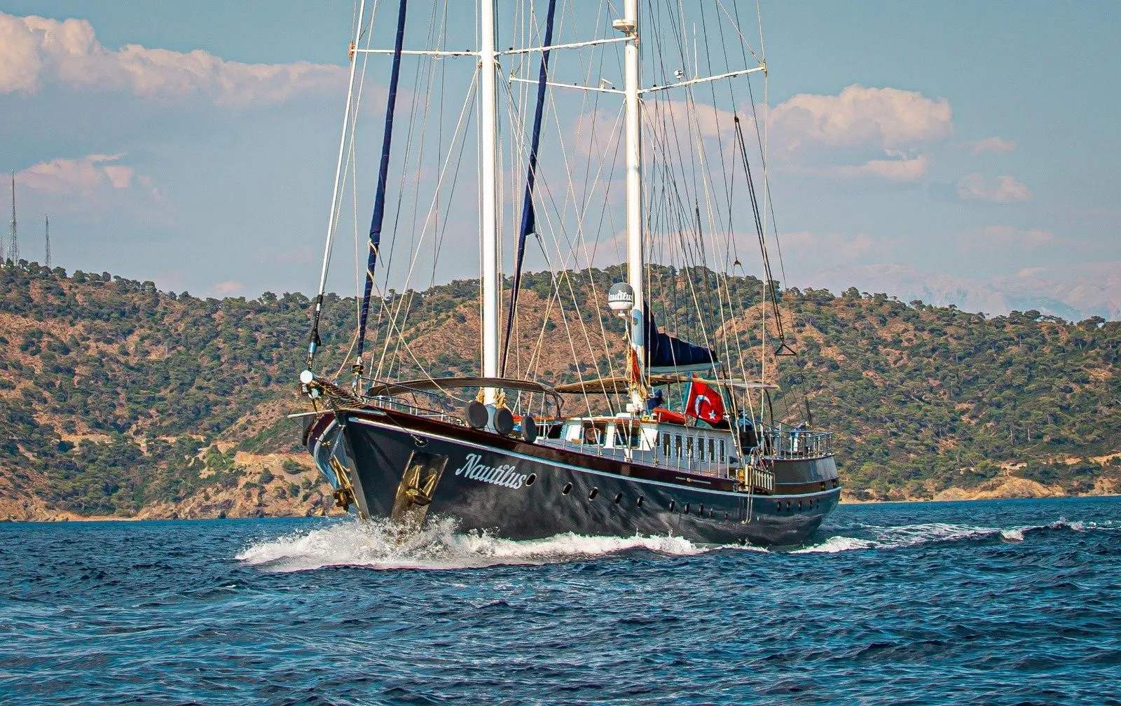 Fethiye 37.2m Kiralık 5 Kabinli Gulet - Fotoğraf 1