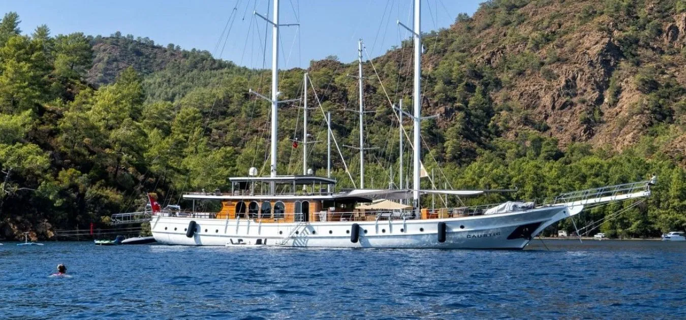 Bodrum Kiralık 40m Tekne - Fotoğraf 5