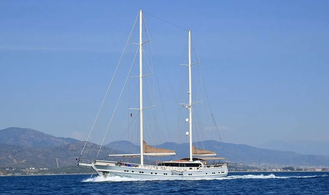 Bodrum Kiralık 8 Kabinli 40m Gulet - Fotoğraf 3