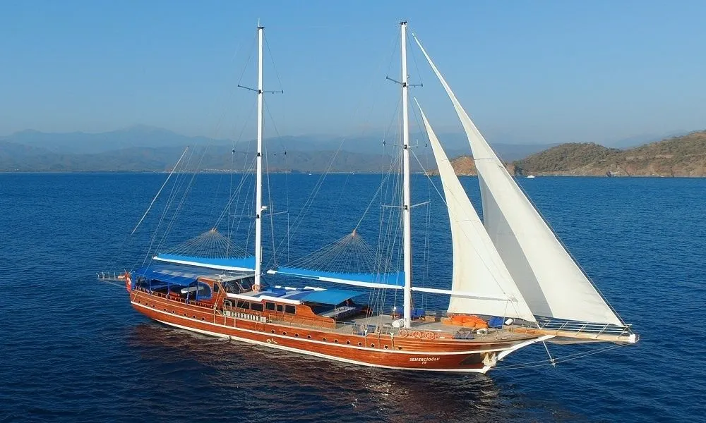 Bodrum Kiralık 10 Kabinli 40m Gulet - Fotoğraf 1