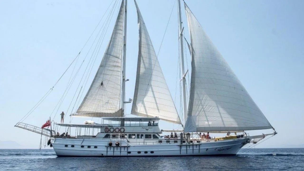 Bodrum Kiralık 41m Tekne - Fotoğraf 1