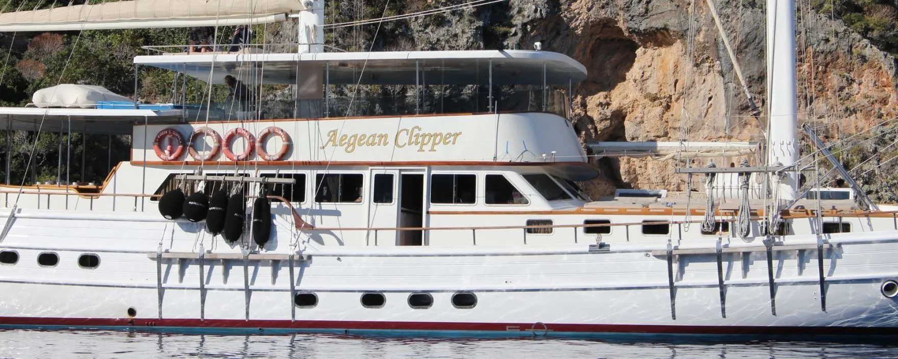 Bodrum Kiralık 41m Tekne - Fotoğraf 4