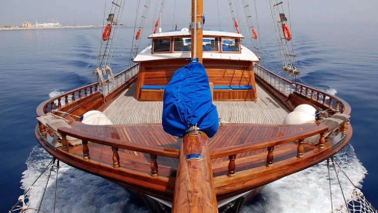 Explore Marmaris on a 45m 10 Cabin Gulet Rental - Fotoğraf 4
