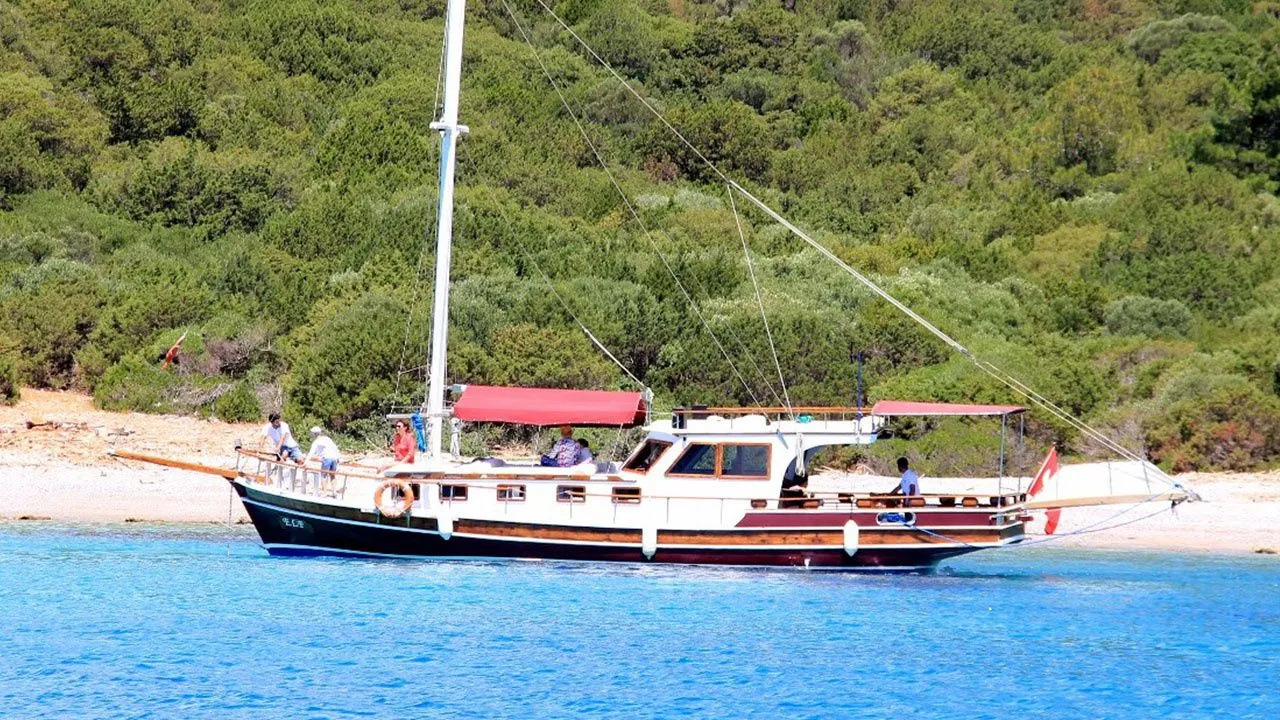 Bodrum Kiralık 15m Tekne - Fotoğraf 2