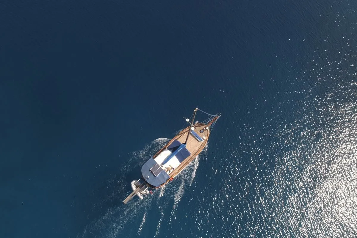 Charter a 14m 2 Cabin Gulet in Fethiye - Fotoğraf 3