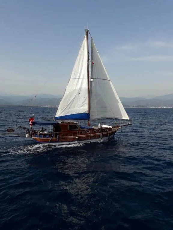 Charter a 14m 2 Cabin Gulet in Fethiye - Fotoğraf 5