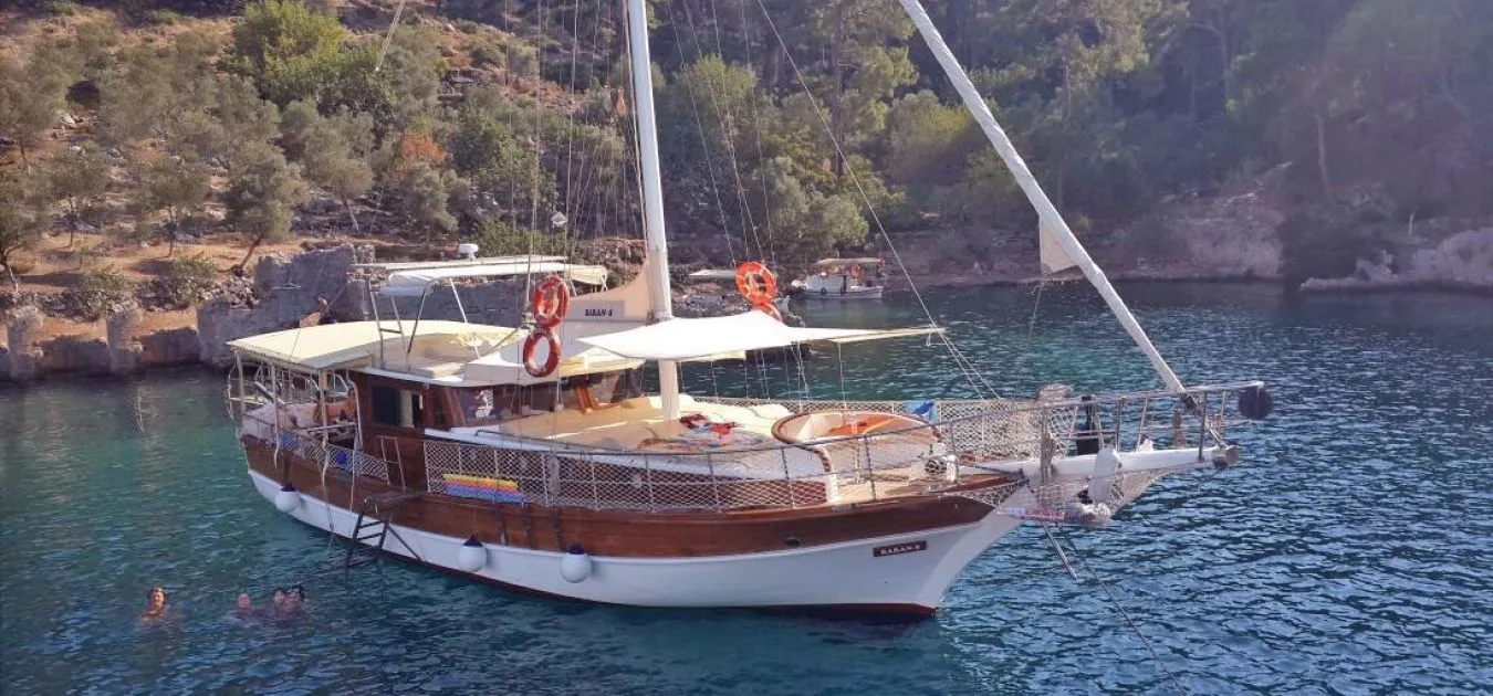 Charter a 15m Boat in Göcek - Fotoğraf 1