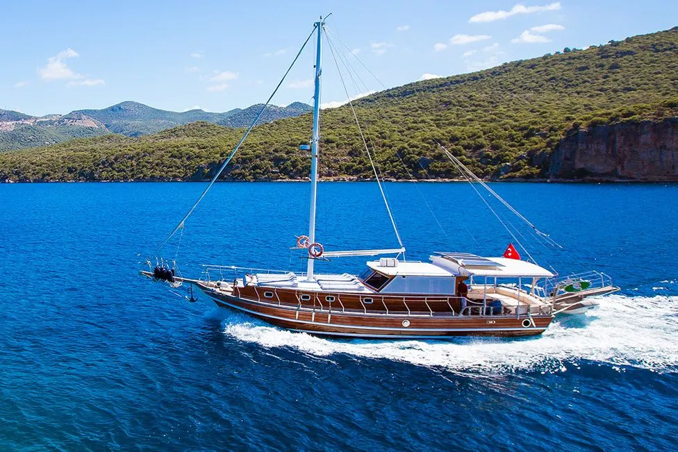 Kaş 16m Kiralık 3 Kabinli Gulet - Fotoğraf 4