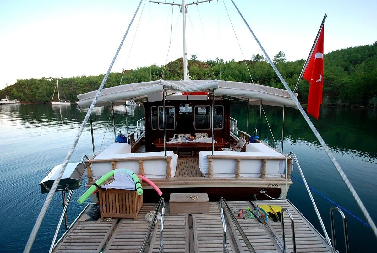 Göcek Kiralık 3 Kabinli 15m Gulet - Fotoğraf 5