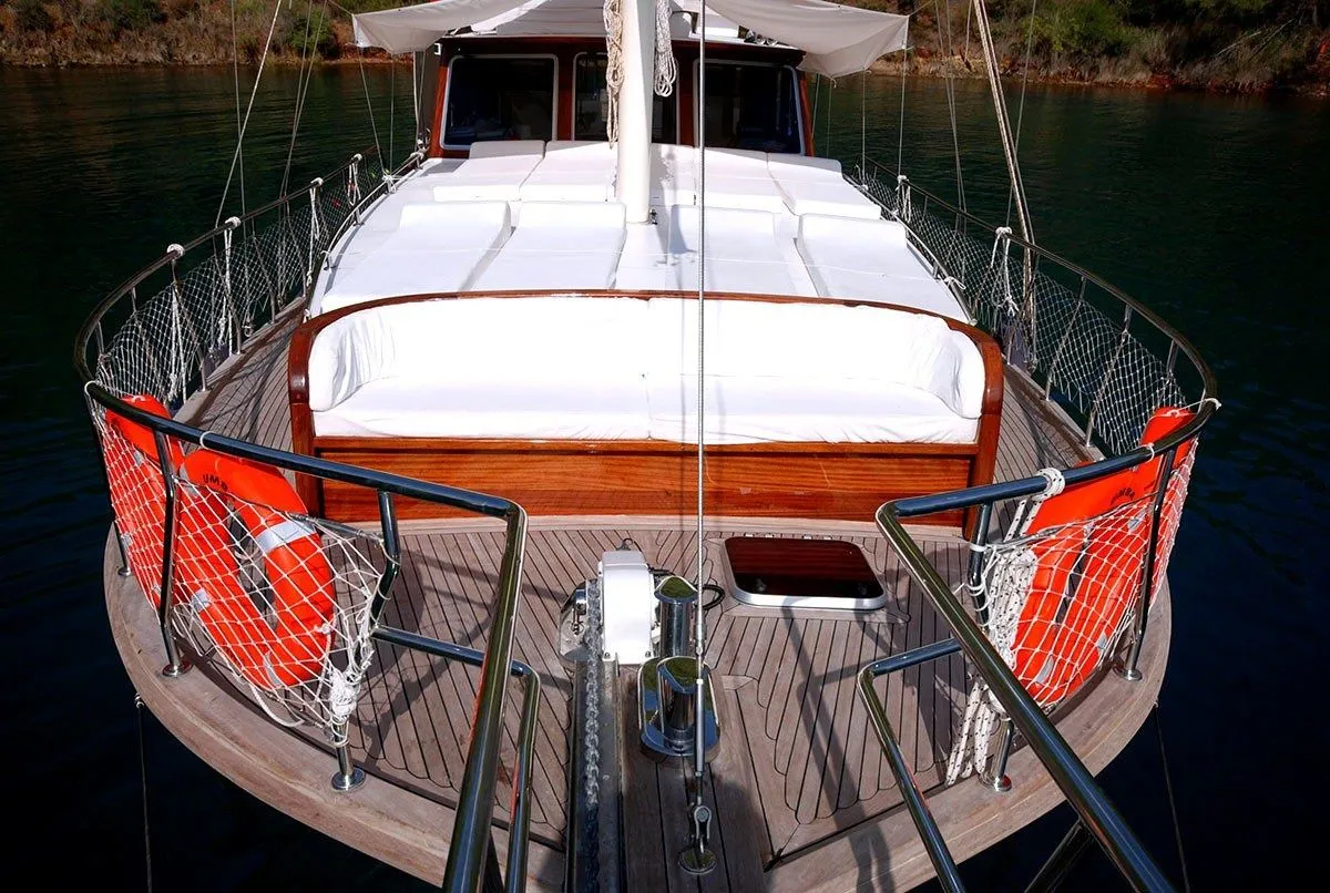 Göcek Kiralık 3 Kabinli 15m Gulet - Fotoğraf 4