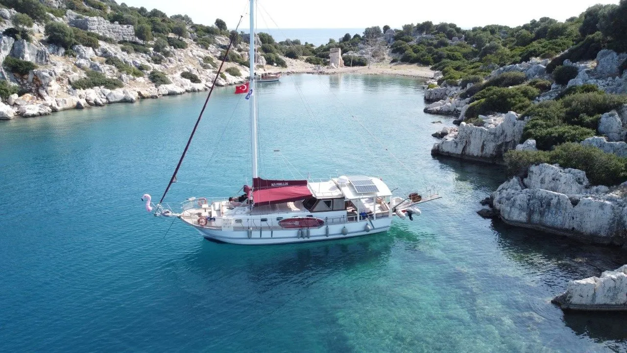Explore Kaş on a 16m Rental Boat - Fotoğraf 2