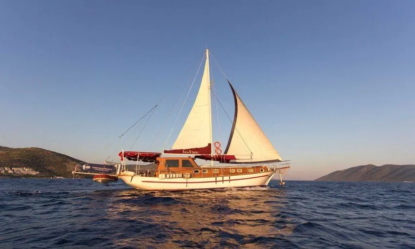 Explore Bozburun on a 17.5m 3 Cabin Gulet Rental - Fotoğraf 3